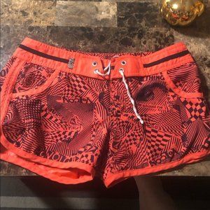 2/$15 volcom shorts 👑